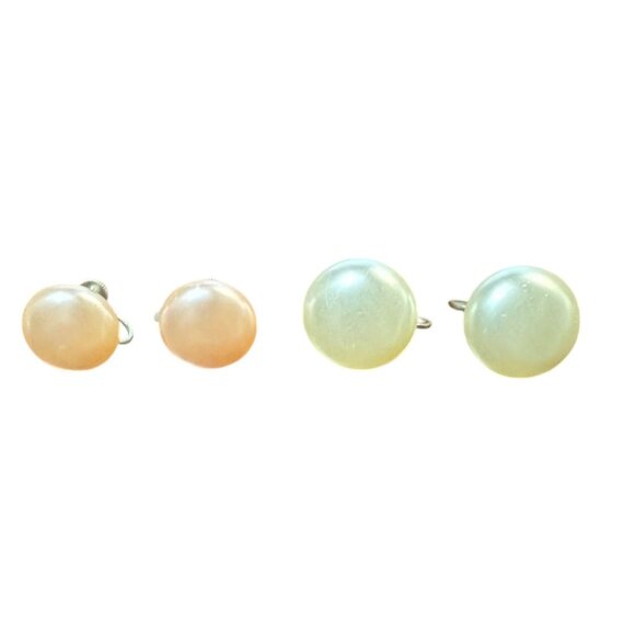 VINTAGE FAUX PEARL EARRINGS CLIP ON SCREW BACK PINK IVORY 2 PAIR FASHION JEWELRY - Picture 1 of 4